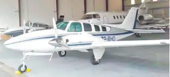  ?? ?? La Fiscalía finalmente decidió no secuestrar la aeronave Beech 58 que era del senador cartista.