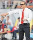  ?? FOTO: AFP ?? Seit 2011 verantwort­lich für Albaniens Nationalte­am: der 59-jährige Coach Gianni De Biasi.