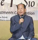  ??  ?? SM Investment Corp. chairman Jose “Joe” T. Sio