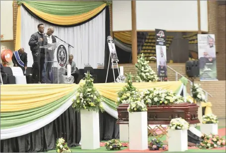  ?? Picture: Itumeleng English/African News Agency (ANA) ?? KEEPING IT REAL: Family and friends pays tribute to the late hip-hop artist Linda ‘ProKid’ Mkhize at UJ Soweto Campus.