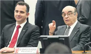  ?? Wilson Dias/Agência Brasil ?? O presidente da CCJ, Rodrigo Pacheco, e Bonifácio de Andrada: deputado mineiro é ligado ao senador Aécio Neves (PSDB-MG) e à ala governista de Temer