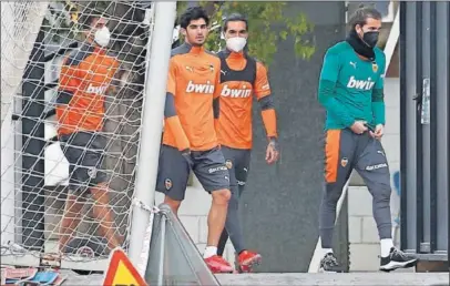  ??  ?? Guedes. Jaume y Jason salen a entrenar.