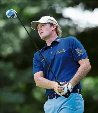  ?? — AFP ?? All eyes: Brandt Snedeker keeping a watch on his ball on the 11th tee in the third round of the Canadian open on Saturday.
