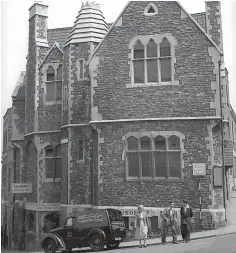  ?? ?? Fred’s former shop, to the left of this 1955 picture, at the corner of Narrow Wine Street and Castle Mill Street