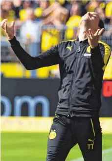  ?? FOTO: IMAGO ?? Trotz des sportliche­n Erfolgs steht die BVB-Führung nicht hinter ihrem Trainer Thomas Tuchel.