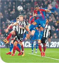  ??  ?? Jordan Ayew scores the only goal of the game to give Crystal Palace victory over Grimsby