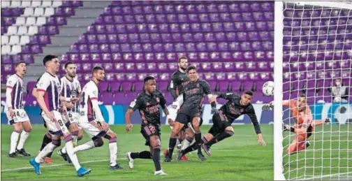  ??  ?? El gol de Casemiro que dio el triunfo en Valladolid cuando el partido estaba muy complicado.