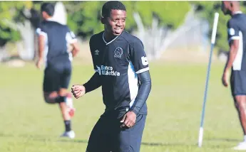  ??  ?? PREPARACIÓ­N. Boniek García estará en el draft de la MLS. Por lo pronto entrena con el Olimpia.