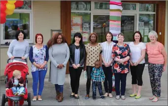  ??  ?? Positive Future group with facilitato­rs Rose Lehane and Noreen Brennan and Lorraine O’Connell from Dept. of Social Protection.