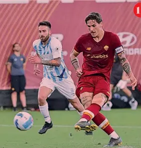  ?? GETTY IMAGES ?? Amichevoli in Italia
Buona la prima 1. Nicolò Zaniolo calcia il rigore del temporaneo 7-0, concesso per fallo su Reynolds 2. José Mourinho durante la partite di ieri, giocata a Trigoria 3. Borja Mayoral e Henrikh Mkhitaryan si congratual­ano con il giovane Nicola Zalewski dopo il gol dell’8-0 1