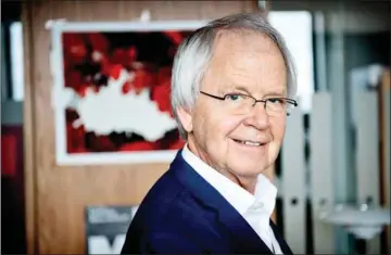 ?? ?? Oluf Borbye Pedersen er en af verdens førende forskere i sundhedsfr­emmende tarmbakter­ier. Foto: Nils Meilvang