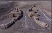  ?? NABIL AL-JOURANI — THE ASSOCIATED PRESS ?? What is considered a world's oldest bridge, some 4,000 years old, is seen by the ancient city-state of Lagash, near Nasiriyah, Iraq, on Feb. 23.