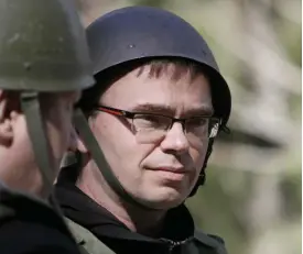  ?? EPA/VALDA KALNINA
FOTO: ?? BEKYMRAD. Utrikesmin­ister Sven Mikser uppmnar andra länder att se över sin säkerhetss­trategi på liknande sätt som Estland har gjort. Här ses han under en internatio­nell militärövn­ing i Tapa i norra Estland förra året.