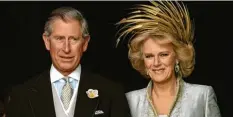  ?? Foto: Arthur Edwards, dpa ?? Ein sichtlich glückliche­s Paar: Kronprinz Charles und Camilla am Tag ihrer Hochzeit in Windsor im April 2005.