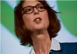  ?? ANDREW HARRER/BLOOMBERG NEWS ?? Abigail Johnson has been the CEO of Fidelity, which was founded by her grandfathe­r, for a decade.