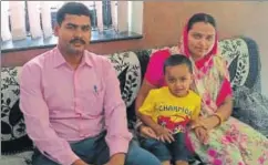  ?? HT PHOTOS ?? Gayatri Nagda with her husband Lokesh and their elder child. Gayatri began donating to the Divya milk bank in Udaipur 14 days after delivering their second child and has donated 25 litres over the past year. (Above) Stored breastmilk at the milk bank...