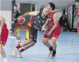  ?? FEXB ?? Luisma Lorido, jugador del Vitaly La Mar BCB, con el balón.