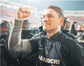  ??  ?? Trener Eintrachta Niko Kovač oduševljav­a rezultatim­a, ali i ponašanjem