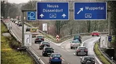  ?? RP-FOTO: ORTHEN ?? Wennvon Langenfeld und Monheim her Autos die A 59 verlassen, geht es auf die A 46 in Richtung Düsseldorf und Wuppertal nur einspurig weiter.