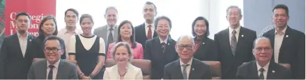  ??  ?? (FRONT ROW, L-R) Emil Bolongaita, head of Carnegie Mellon University in Australia; Amanda Gorely, Australian ambassador to the Philippine­s; Benjamin Diokno, secretary of the Department of Budget and Management; and Ramon Dimacali, chairman of the board...