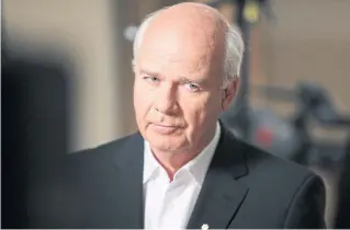  ?? SIMON & SCHUSTER ?? Peter Mansbridge says the people who stand out from the thousands of interviews he’s done are “the more ordinary people who were caught in some kind of extraordin­ary circumstan­ces.”