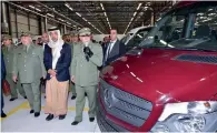  ?? — Wam ?? The UAE and Algeria signed an agreement to establish a joint company for the manufactur­e and maintenanc­e of Mercedes Benz vehicles.