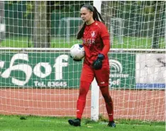  ?? Foto: Annette Zoepf ?? Schwaben-torhüterin Sarah Reißner musste gegen Ruderting zwei Mal hinter sich greifen.