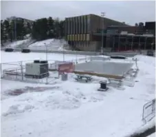  ?? FOTO: SUNDBYBERG­S STAD ?? ÖPPET. Isrinken på Sundbyberg­s IP är öppen igen. Liksom den i Rissne.