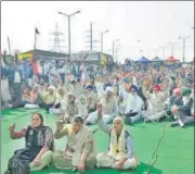  ?? SAKIB ALI /HT PHOTO ?? Farmers at protest site in Ghazipur on Tuesday.