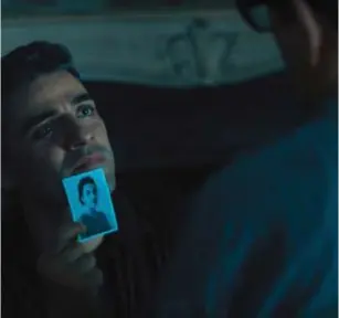  ?? (MGM) ?? MOSSAD OPERATIVE Peter Malkin (Oscar Isaac, left) shows a picture of his late sister to Adolf Eichmann (Ben Kingsley) in hopes of making a connection with the ex-Nazi officer in ‘Operation Finale.’