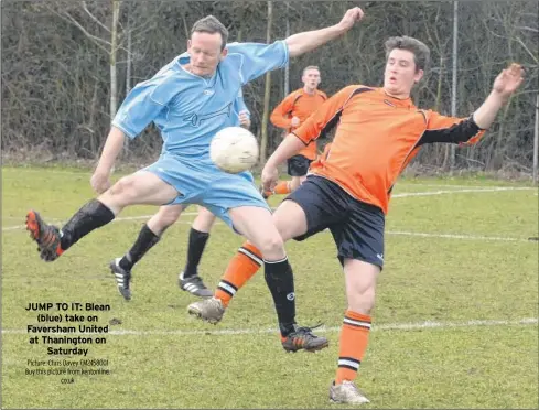  ?? Picture: Chris Davey FM2458001 Buy this picture from kentonline.
co.uk ?? JUMP TO IT: Blean
(blue) take on Faversham United at Thanington on
Saturday