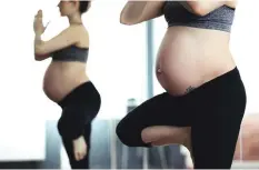  ?? | freestocks.org from Pexels ?? YOGA for pregnant women.