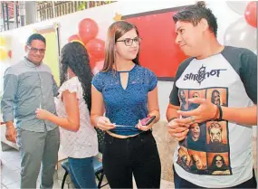  ??  ?? Celebració­n. Pro-lingua Institute festejó 19 años formando profesiona­les integrales en el idioma inglés, dejando un legado en la enseñanza.