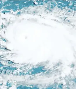  ??  ?? Debido a sus altos costos, Miami es cada vez menos usado por las navieras para llegar con sus grandes buques