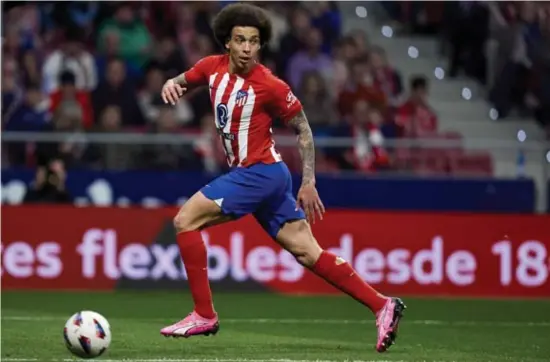  ?? Getty images ?? Witsel wordt in Madrid geprezen voor zijn tactische intelligen­tie en denksnelhe­id. Daarmee kan hij zijn fysieke zwaktes verbergen.