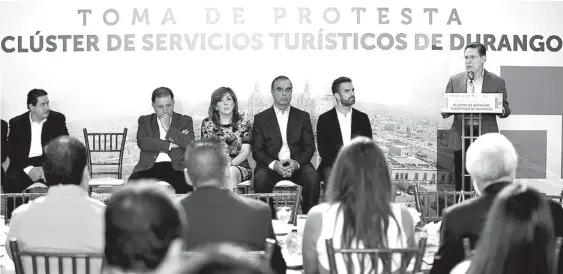  ?? ESPECIAL ?? El gobernador de Durango, José Aispuro Torres, durante la toma de protesta del Consejo Directivo del Clúster de Turismo.
