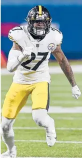  ??  ?? Steelers linebacker Marcus Allen drops into coverage against the Bills during the first half of a game on Dec. 13 in Orchard Park, N.Y.