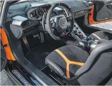  ?? ?? The 2018 Huracan has a comfortabl­e interior.