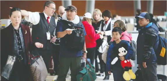  ?? JULIE OLIVER/POSTMEDIA ?? Some social media users have been expressing concern about flights to Canada arriving from countries with high numbers of COVID-19 cases.