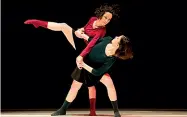  ??  ?? Stasera «Tre di tre» con il Milano Contempora­ry Ballet