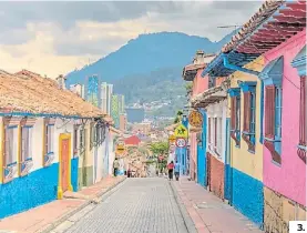  ?? ?? 3. Fachadas de colores.
En el centro histórico bogotano, parte del barrio La Candelaria.