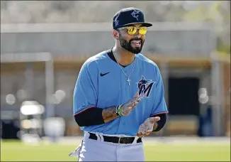  ?? DAVID SANTIAGO / MIAMI HERALD ?? With the Reds, Matt Kemp broke a rib and missed the final five months of the season. Now, at 35, the three-time All-Star outfielder is mounting a comeback with the Marlins.