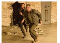 ??  ?? Ryan Gosling et Harrison Ford, Blade Runners