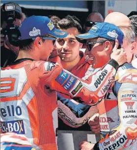  ?? FOTO: MOTOGP.COM ?? Jorge Lorenzo y Marc Márquez Zanjado el asunto de la primera curva de Aragón