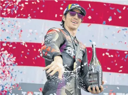  ?? ADAM DAVIS / EFE ?? pole
Maverick Viñales fue el gran dominador en Austin con su doble victoria y la