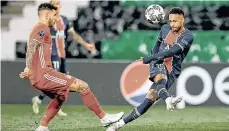  ?? /EFE. ?? Tras su gran actuación contra Bayern Múnich, Neymar (10) parece decidido a quedarse en París y no ir a Barcelona.