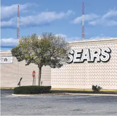  ?? APRIL GAMIZ / MORNING CALL FILE PHOTO ?? The Lehigh Valley’s last remaining Sears is an anchor tenant at Whitehall Mall.