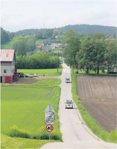  ?? FOTO: TORE SVARVERUD ?? RETT FRAM HER: Århusbrua kommer i forlengels­en av denne veien, Are Frodes vei. Noe som bekymrer politikern­e er belastning­en på denne og andre veier i området.