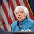  ?? Fotos: Jim Lo Scalzo, dpa; Andrew Harnik, dpa ?? Ex Notenbankc­hefin Janet Yellen hat in den USA die Zinsen moderat erhöht. Nun hat Jerome Powell das Amt übernommen.