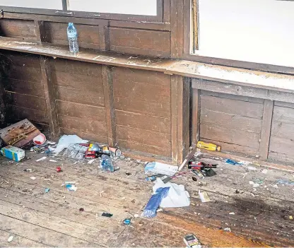  ?? Picture: Steve Brown. ?? The vandalised Burleigh hide at Loch Leven Nature Reserve.